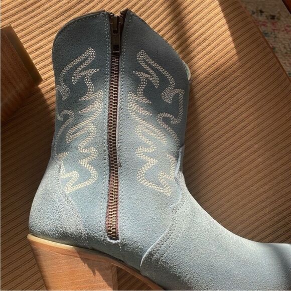 CORRAL Blue Suede Leathr Embroidered Western/Cowboy Pointed Toe Boots Size 7 NIB - Picture 7 of 9